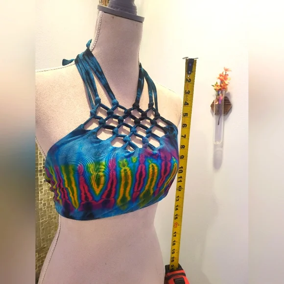 NWOT- Tye Dye Halter Top - Picture 4 of 10